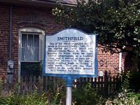tn_00smithfieldsign.jpg - 11253 Bytes